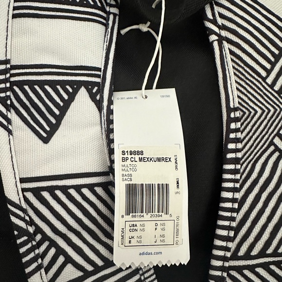 SOLD - Adidas Original Campus Backpack NEW - Picture 6 of 7